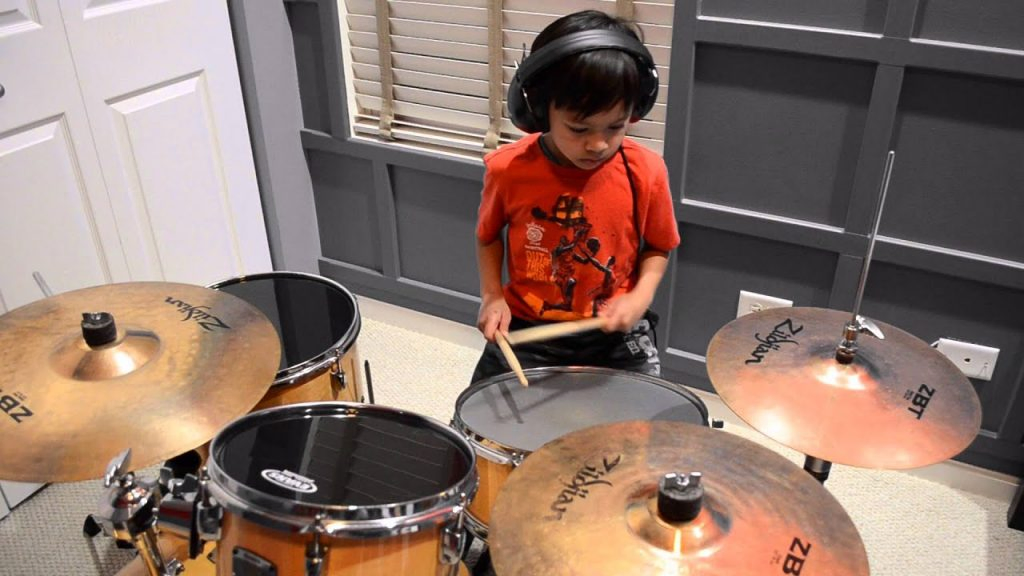 Beginners Play Drums