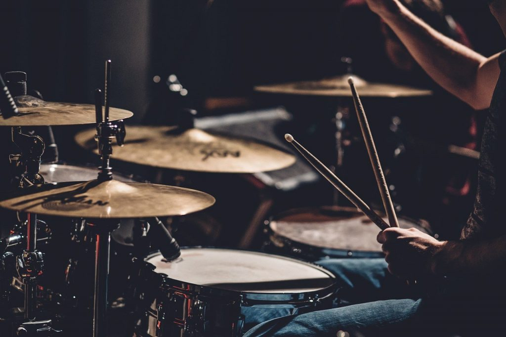 Play The Drum