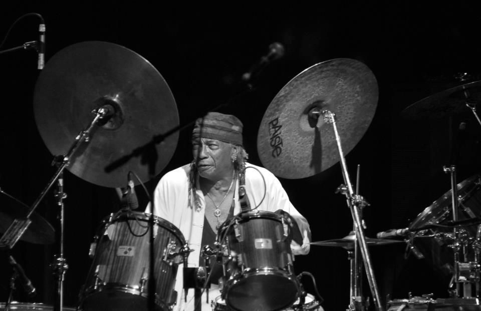 Ronald Shannon Jackson Performing