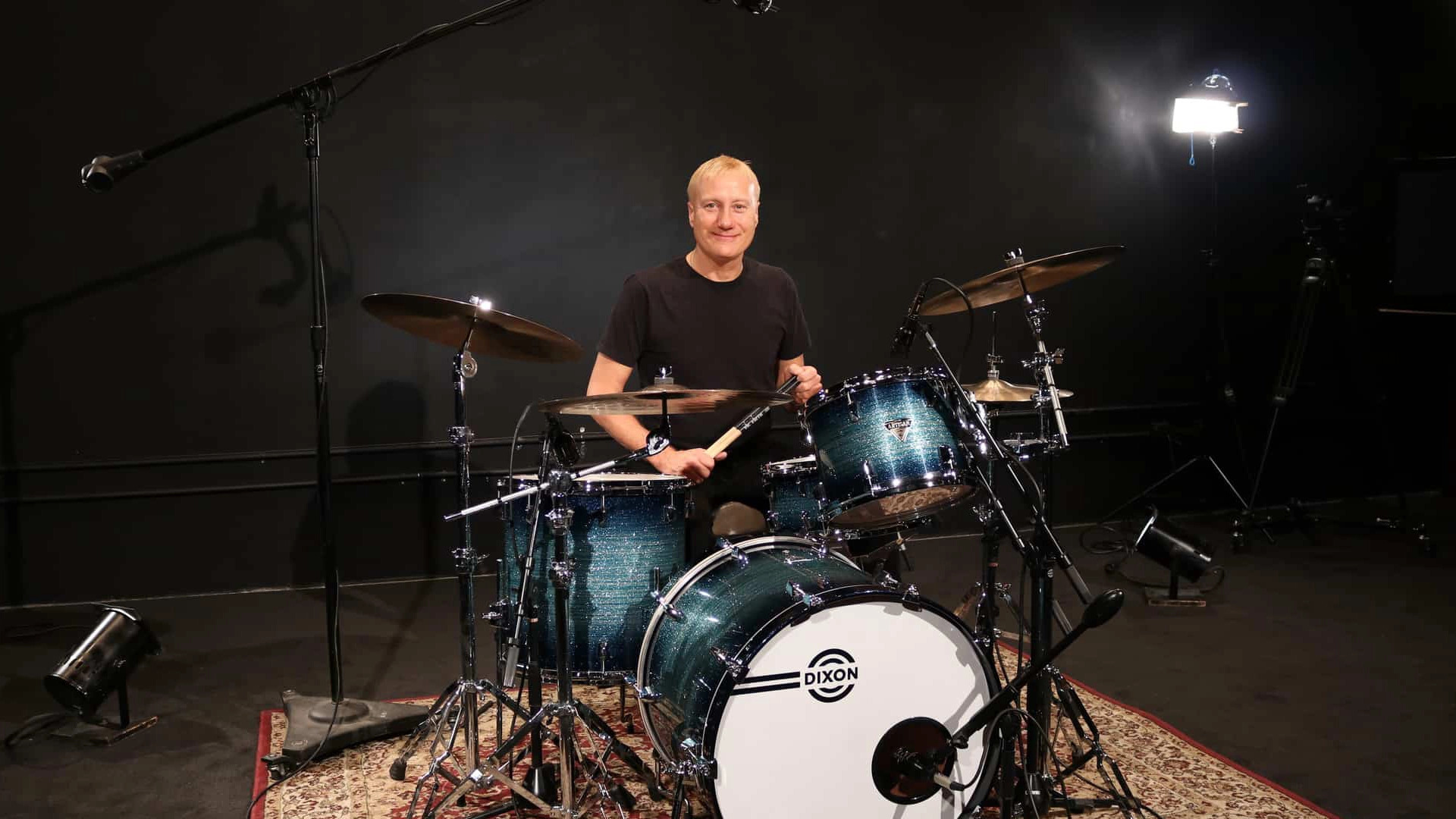 Gregg Bissonette - A Drummer For The World | Zero To Drum