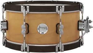 Pdp Concept Maple Classic Snare Drum 6.5 X 14 Inch Natural With Walnut Hoops
